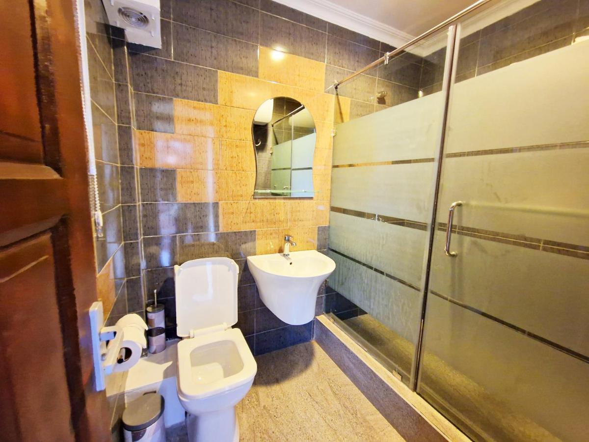 Cactus Creek Hotel Aburi Ngoại thất bức ảnh