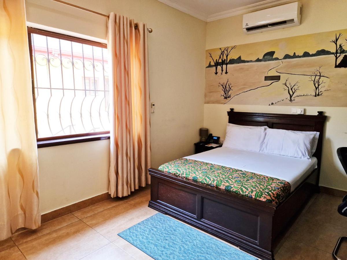Cactus Creek Hotel Aburi Ngoại thất bức ảnh