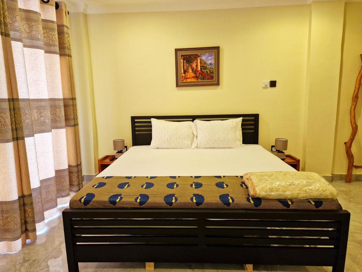 Cactus Creek Hotel Aburi Ngoại thất bức ảnh