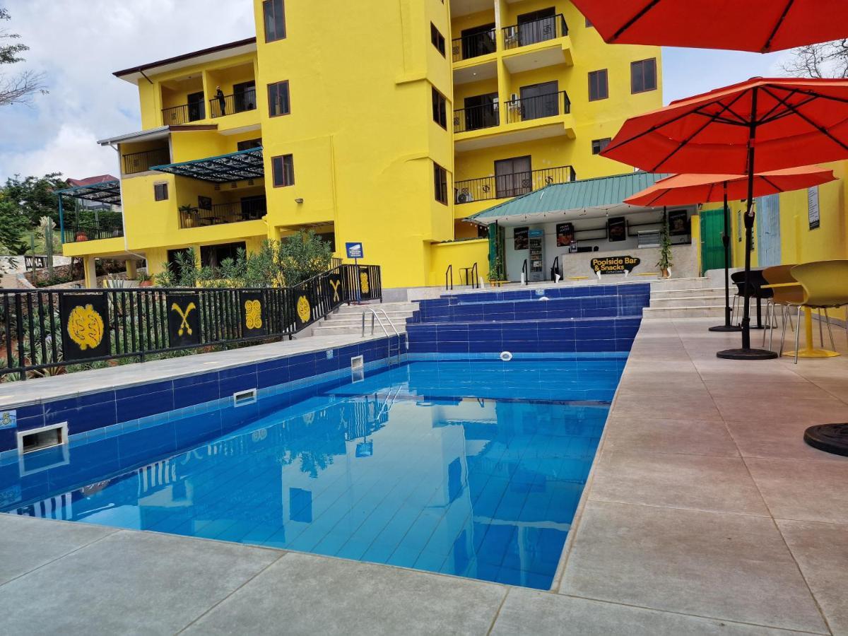 Cactus Creek Hotel Aburi Ngoại thất bức ảnh